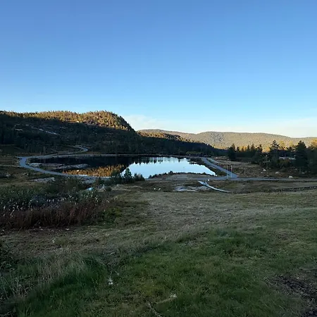 Apartment I Telemark Pa Gautefall, I Drangedal, Familievennlig Og Koselig, Inn-ski Out